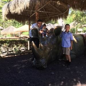 Meet your Posher, Crystal